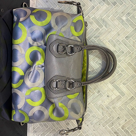 COACH Signature Handbag - Picture 3 of 10